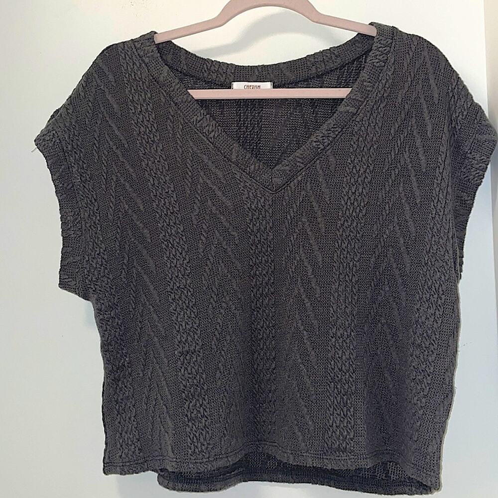 🔥🔥FIRE SALE🔥🔥 Crop thin cable top